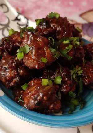 A picture of Vegetable dry Manchurian.