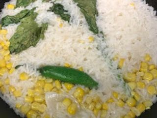 Arroz blanco con epazote
