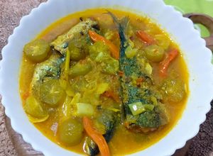 Foto resep Ikan Salem Kuah Kuning