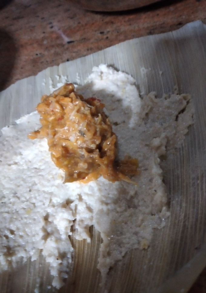 Una foto de Costilla de puerco en salsa morita ideal para tamales