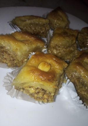 صورة لوصفة بقلاوة مقرمشة كأنها بعجينة الفيلو😋