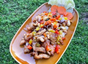 รูปของ ไก่ผัดถั่ว 4 สหาย