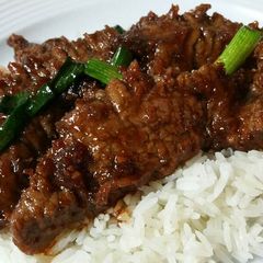 A picture of Mongolian Beef.