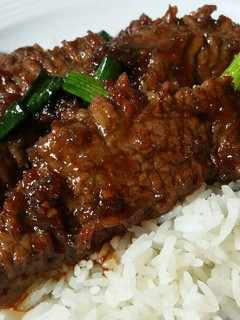 A picture of Mongolian Beef.