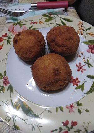 Una foto de Bombas picantes de patata