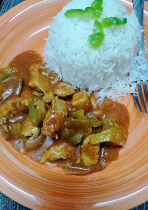 A picture of Shashlik gravy with Rice.