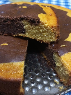 Una foto de Queque naranja y chocolate