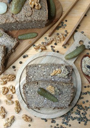 Une photo de 🌱 ''Pâté'' aux noix lentilles vertes champignons (veggie)