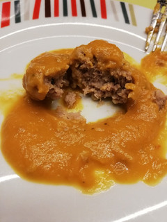 Una foto de Albóndigas en salsa de verduras