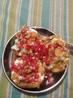 कटोरी चाट (Katori Chaat recipe in Hindi) रेसिपी मुख्य फोटो
