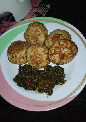 A picture of Masa and spinach soup.