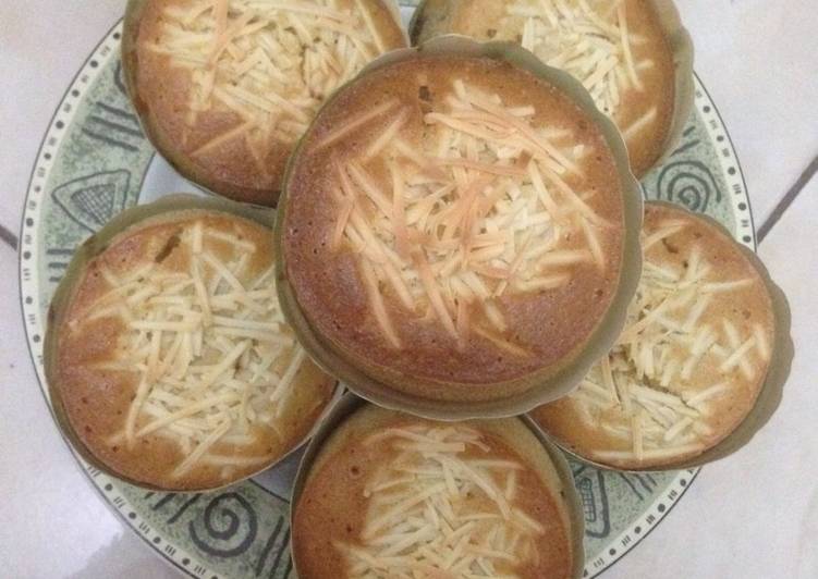 Langkah Mudah untuk Menyiapkan Muffin vanilla chocochip, Lezat