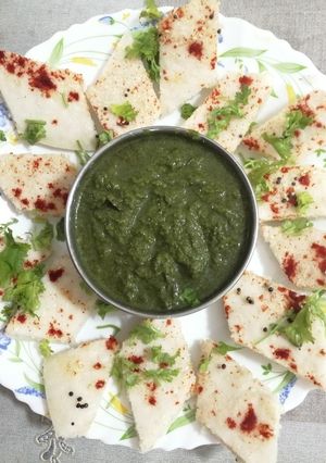 A picture of Khatta dhokla.