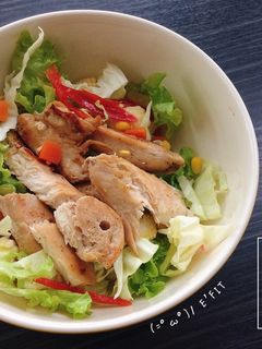 รูปของ สลัดอกไก่ย่าง