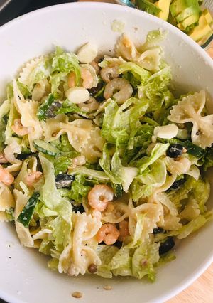 A picture of Shrimp Caesar Salad.