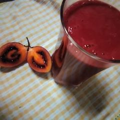 Tamarillo juice A picture of Tamarillo juice.