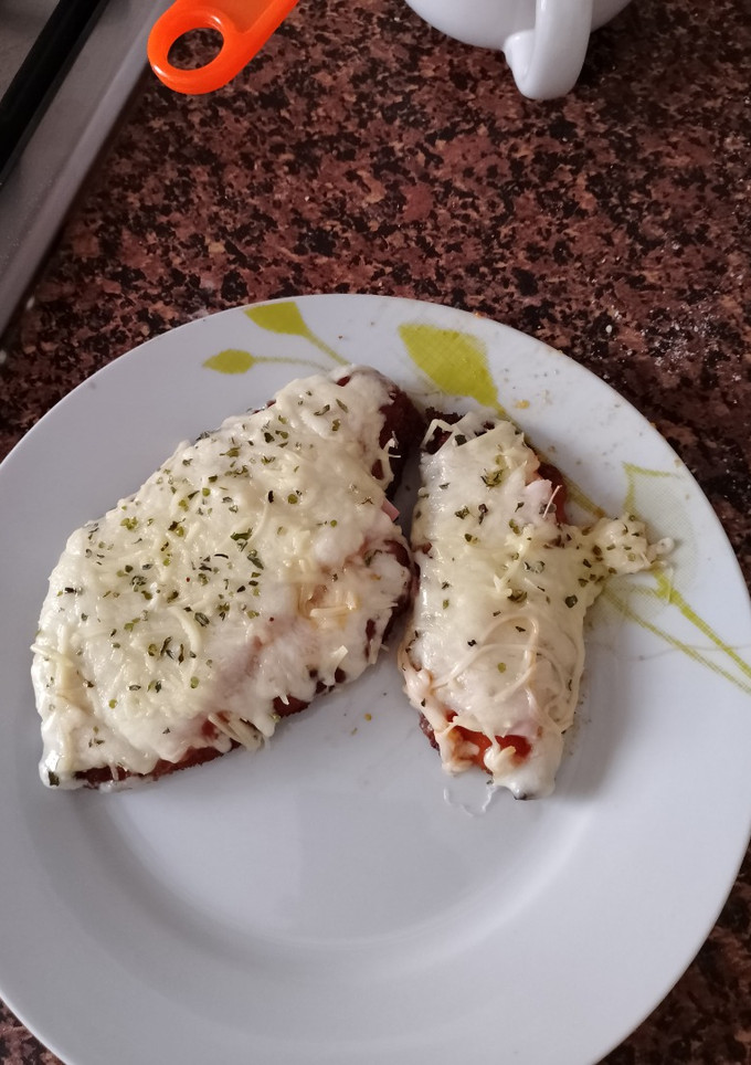 Una foto de Milanesa de Pollo a la Napolitana