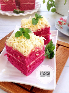 Foto resep Putu Ayu Keju (red velved)