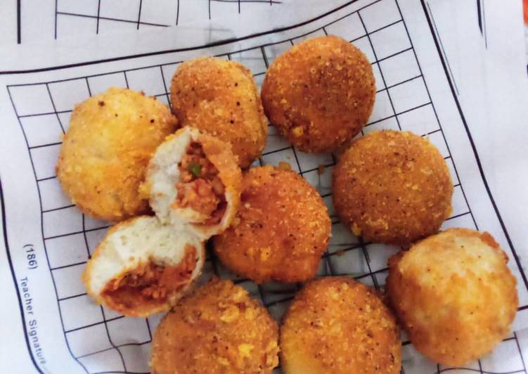Simple Way to Make Ultimate Fried pizza boms🍕