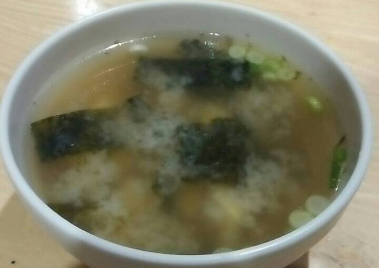 Bagaimana Menyiapkan Miso soup endeuss, Lezat Sekali