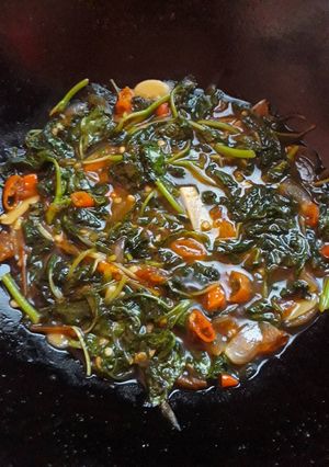Foto resep Tumis bayam pedas