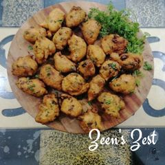 Mixed Lentils and Green Veggie Pakoras A picture of Mixed Lentils and Green Veggie Pakoras.
