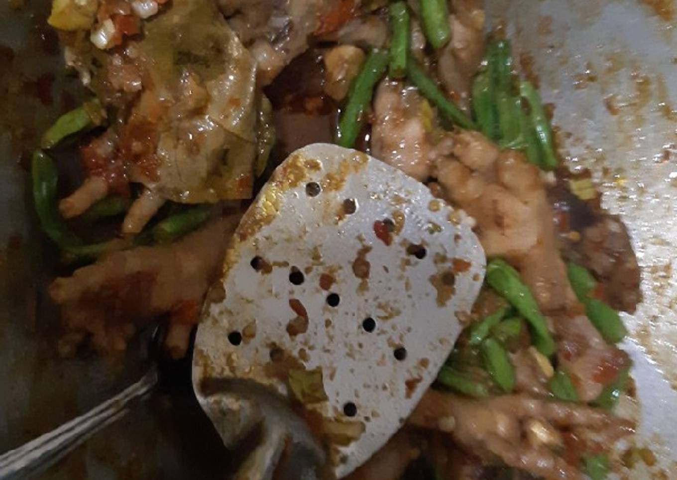 Ceker ayam pedas nampol