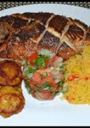 Una foto de Pescado Frito (Delicioso) :P