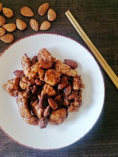 Foto di Pollo alle mandorle