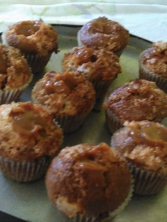 Una foto de Muffins de chocolate, coco y dulce de leche
