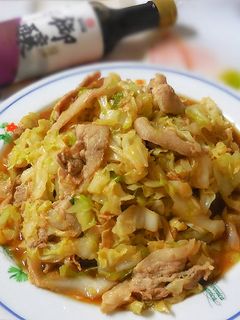 【御釀快炒提味】培根肉片炒高麗菜 的食譜成品照片