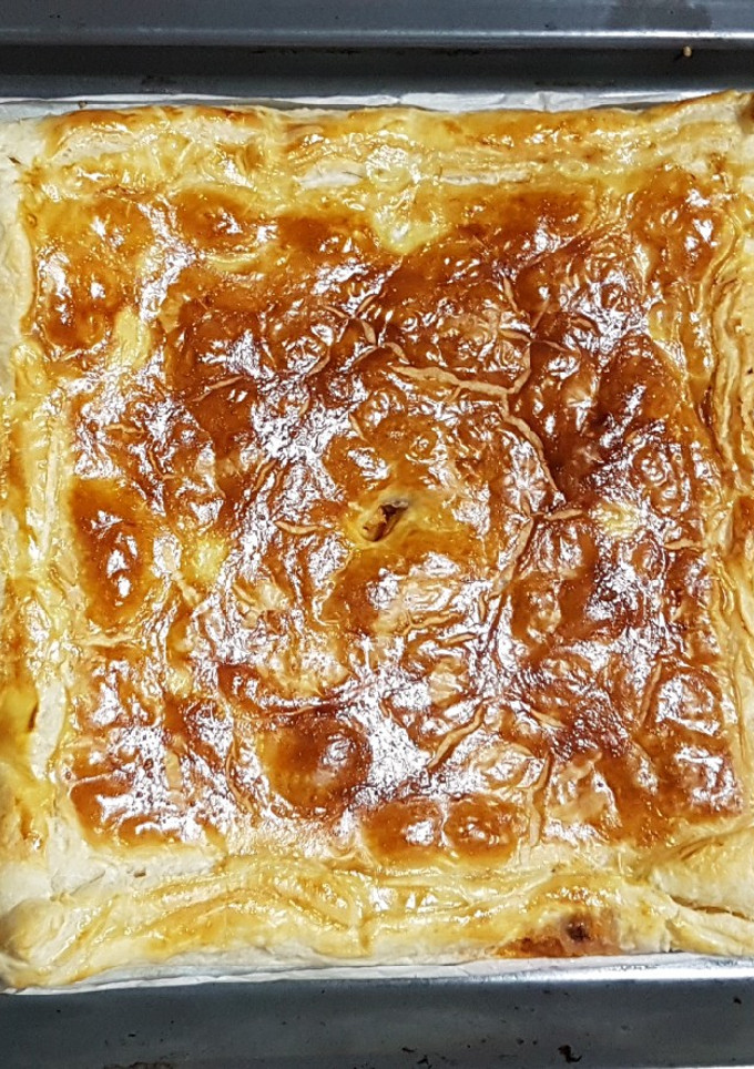 Una foto de Empanada de atún casera