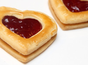 Valentin-napi linzer recept fotója