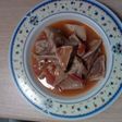 Oreja de cerdo en salsa
