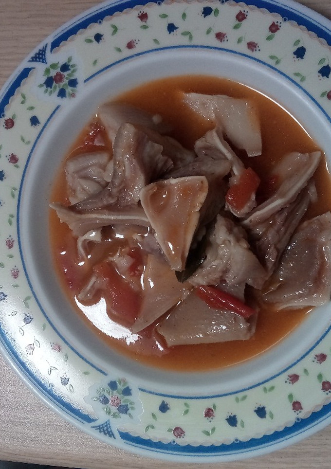 Una foto de Oreja de cerdo en salsa