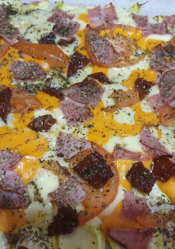 Una foto de Pizza con base de calabacín