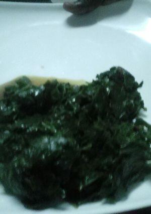 A picture of Cooked kunde leaves.
