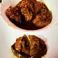 A picture of Stuffed papad with hing potato.