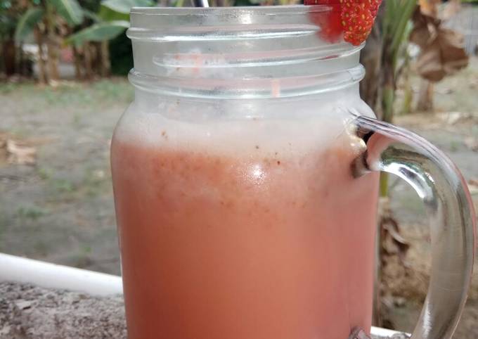 Strawberry Yakult