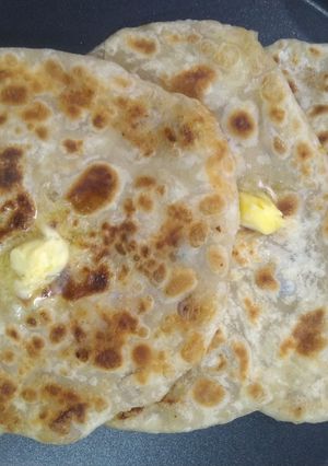আলুর পরোটা (aloor parota recipe in Bengali) রেসিপির প্রধান ছবি