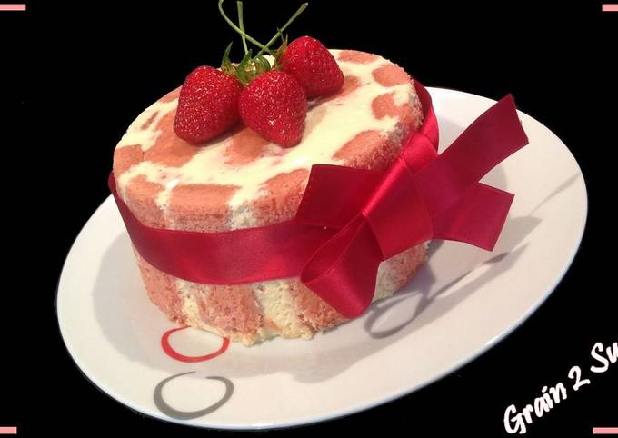 Recette Délicieuse Charlotte aux fraises crème bavaroise