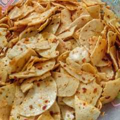 A picture of Basreng (bakso goreng) pedas.
