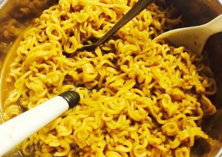 How to Make Quick Maggi