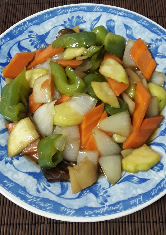 Una foto de Wok de verduras salteadas a mi manera 😉