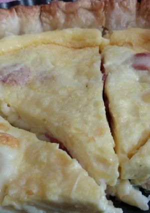 Una foto de Tarta de crema de leche salada