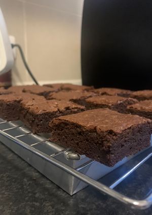 A picture of Brownies.
