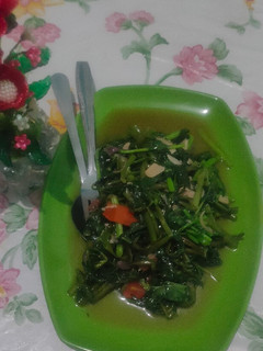 Foto resep Tumis sayur 2 sahabat (kangkung & bayam)