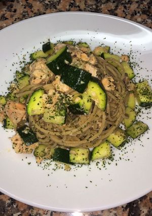 Foto di Spaghetti, salmone e zucchine 💛