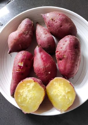 A picture of Steam Yellow Sweet Potato.