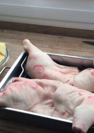 Una foto de Cochinillo horno